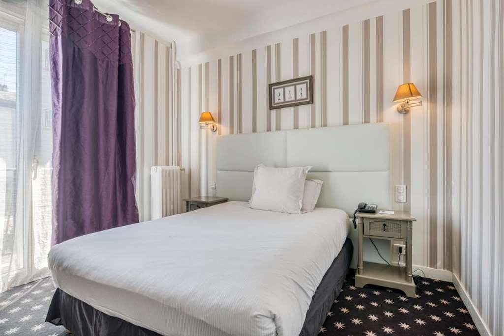 Hotel Le Berry Saint-Nazaire Szoba fotó